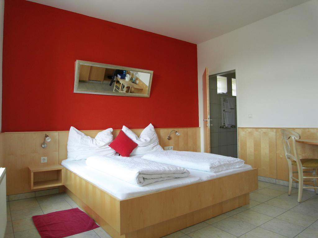 Weinhotel Kirchenwirt ゴルス 部屋 写真